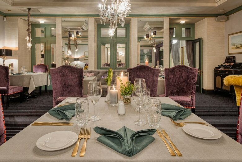 Hotel Grand Palace