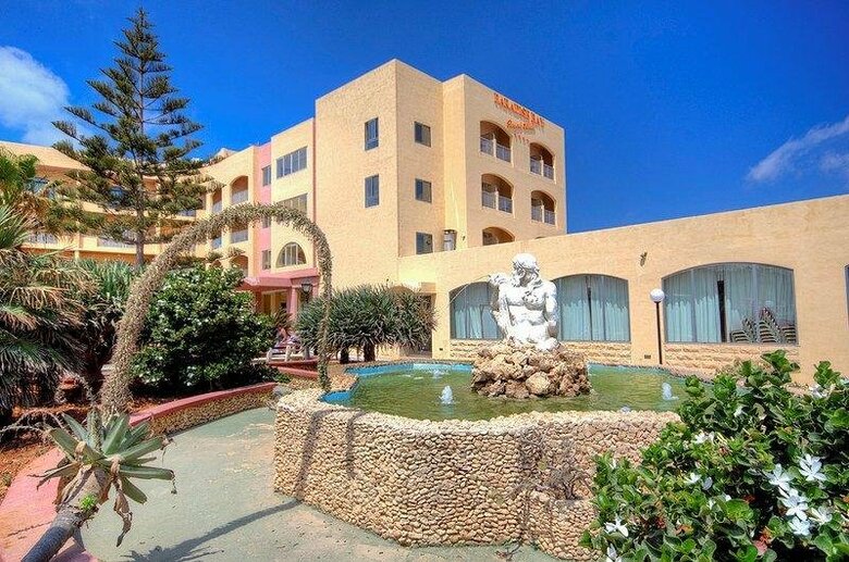 Hotel Paradise Bay