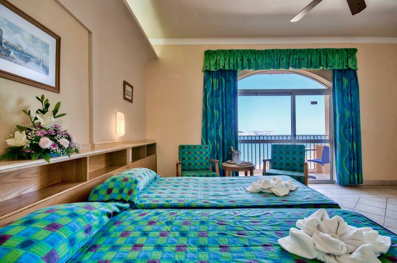 Hotel Paradise Bay