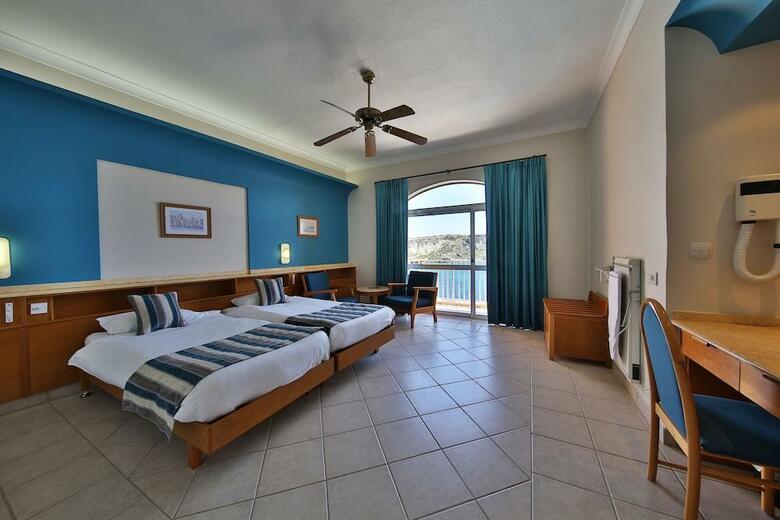 Hotel Paradise Bay