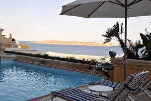 Grand Hotel