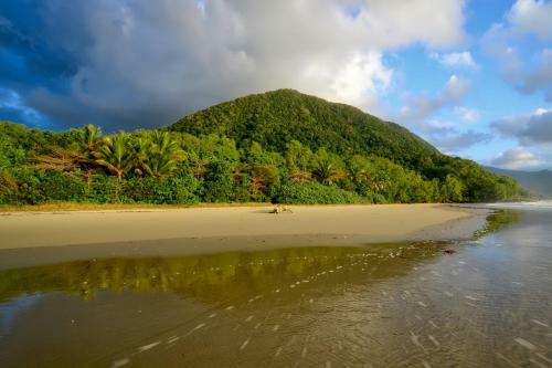 Thornton Beach Bungalows Daintree