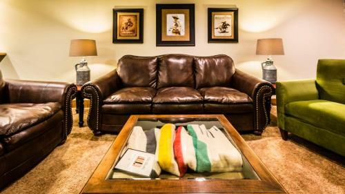 Bed & Breakfast Rustlers Lodge