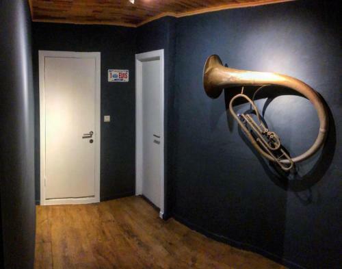 B&B Music City