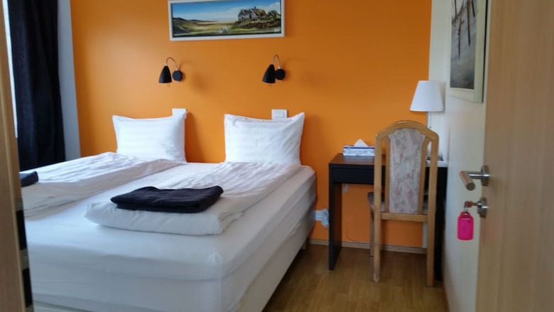 Hostal Laugar Guesthouse