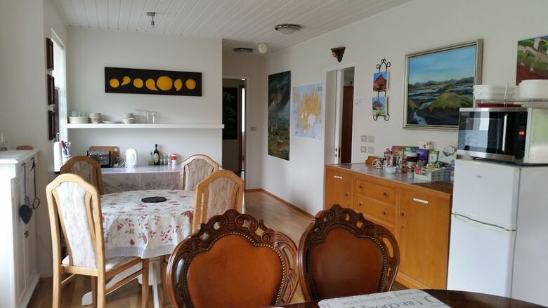 Hostal Laugar Guesthouse