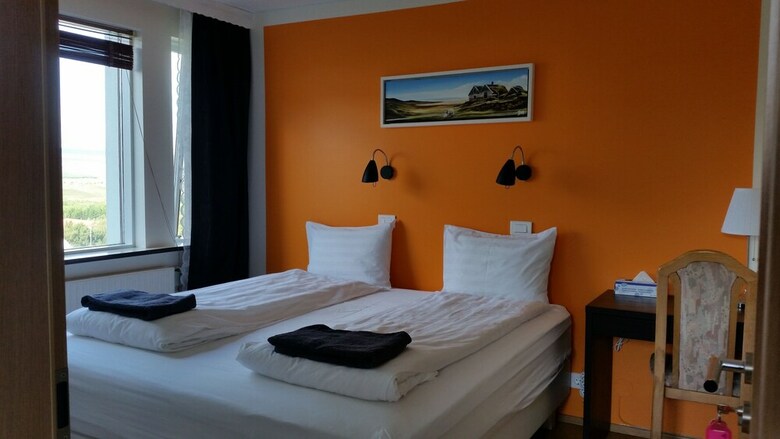 Hostal Laugar Guesthouse
