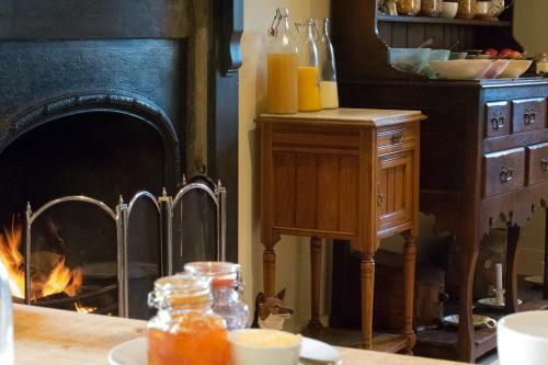 Bed & Breakfast Low Mill Guesthouse