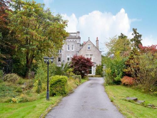 Craigendarroch House