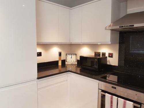 Brentwood Two Bedroom Apartments By Ir