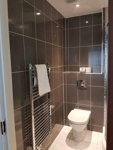 Brentwood Two Bedroom Apartments By Ir