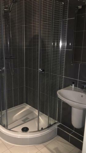 Brentwood Two Bedroom Apartments By Ir