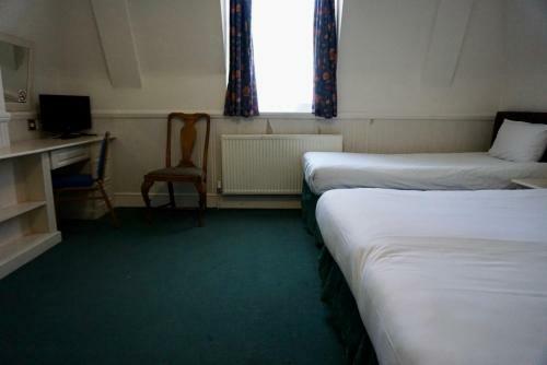 Albany Hotel