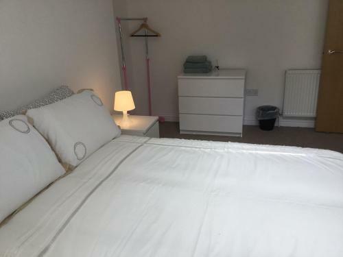 Pembroke Court Apartment