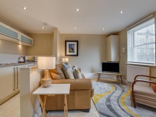 Modern Holiday Home In Brighton Near The Beach