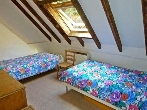 Shoreside Cottage