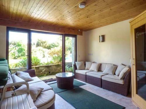 Medlar Tree Cottage