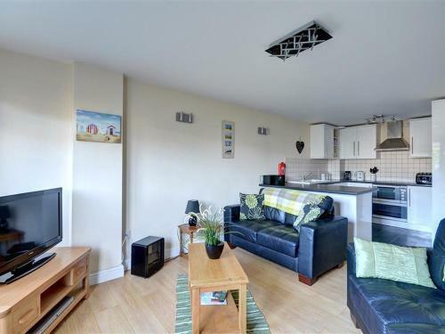 Apartment Headlong