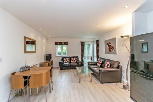 Racecourse Serviced Apartments