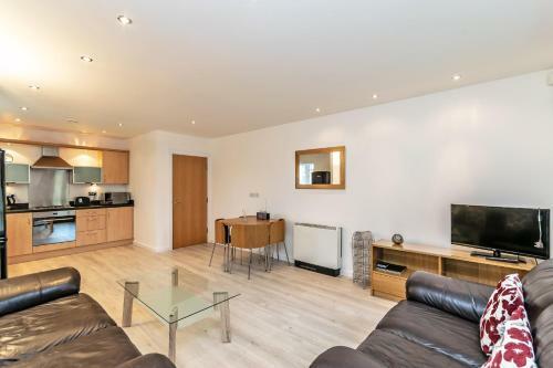 Racecourse Serviced Apartments
