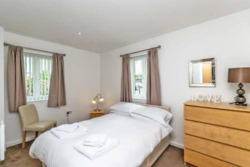 Racecourse Serviced Apartments
