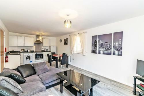 Racecourse Serviced Apartments