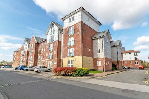 Racecourse Serviced Apartments