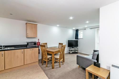 Racecourse Serviced Apartments