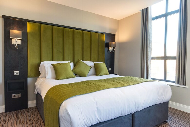 St Nicholas Hotel