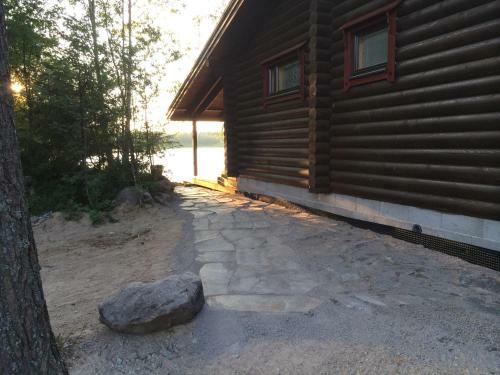 Lodge Hyv�l�n M�kit