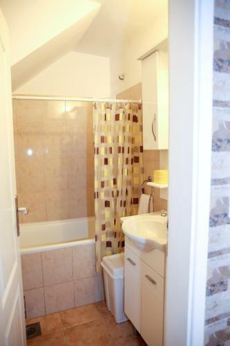 Old Town Boskovic Apartment