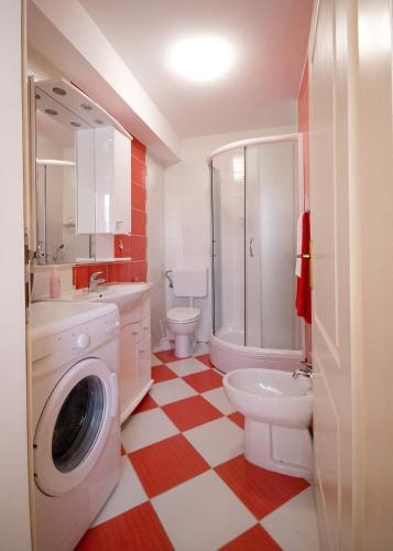 Apartments Radonicic