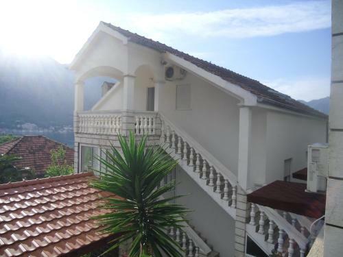 Apartments Coso