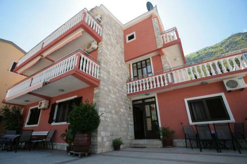 Apartments Simun