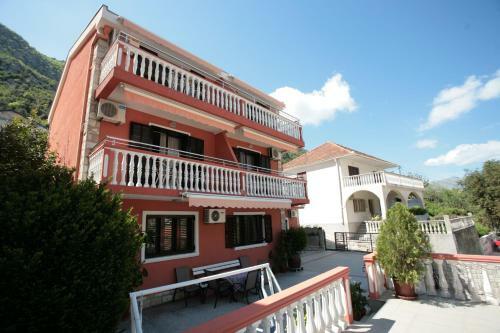 Apartments Simun