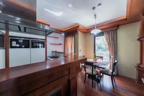 Apartments Coral