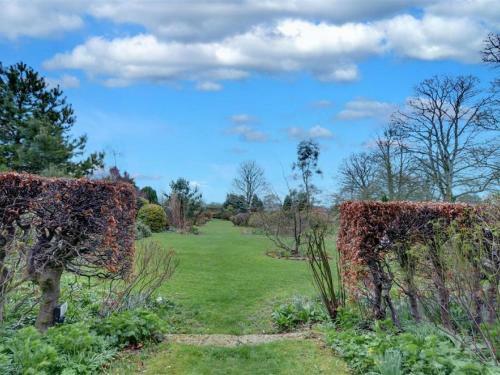 Vintage Holiday Home In Cropton Yorkshire With Garden