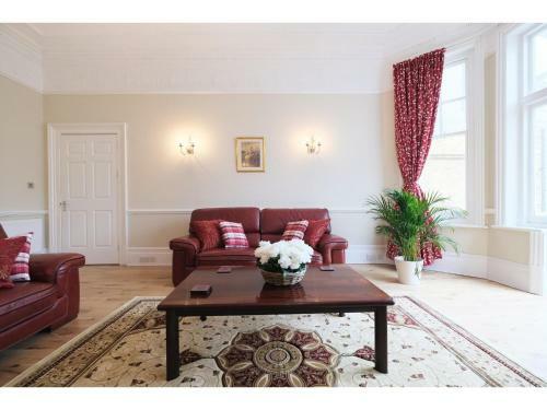 Apartamento Amazing 3-bedroom Garden Flat For 6 In Ealing