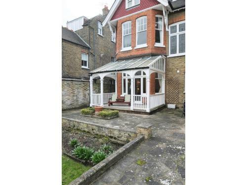 Apartamento Amazing 3-bedroom Garden Flat For 6 In Ealing