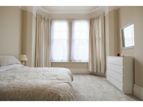 Apartamento Amazing 3-bedroom Garden Flat For 6 In Ealing