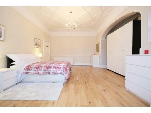 Apartamento Amazing 3-bedroom Garden Flat For 6 In Ealing