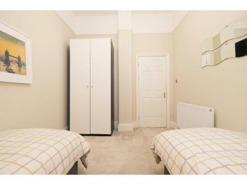 Apartamento Amazing 3-bedroom Garden Flat For 6 In Ealing