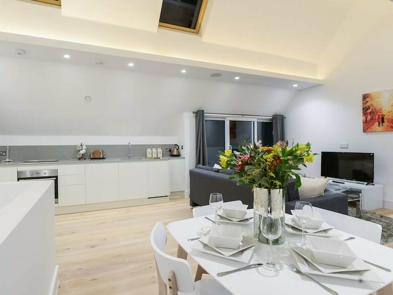 Ealing Apartments