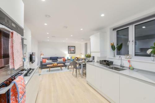 Fabulous Stay In Modern Apartment - West London Luxury