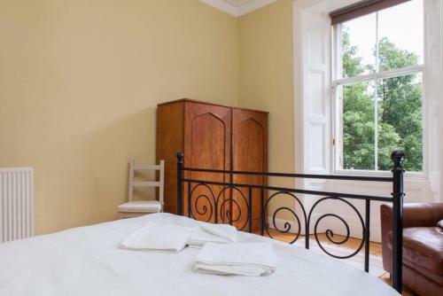 4 Bedroom Apartment Just Off The Meadows Sleeps 10