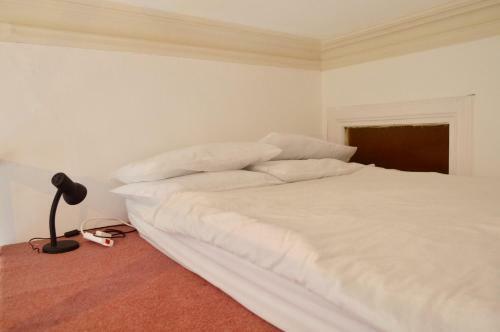 4 Bedroom Apartment Just Off The Meadows Sleeps 10
