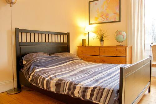 Character Apartment In The Heart Of Morningside