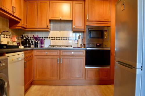 Apartamento 2 Bed Flat 5 Mins Walk From Murrayfield Stadium, Free Parking