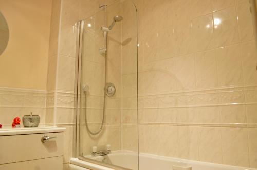 Apartamento 2 Bed Flat 5 Mins Walk From Murrayfield Stadium, Free Parking