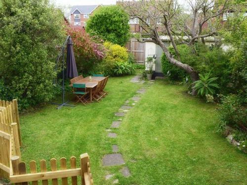 31 Salterton Road, Devon